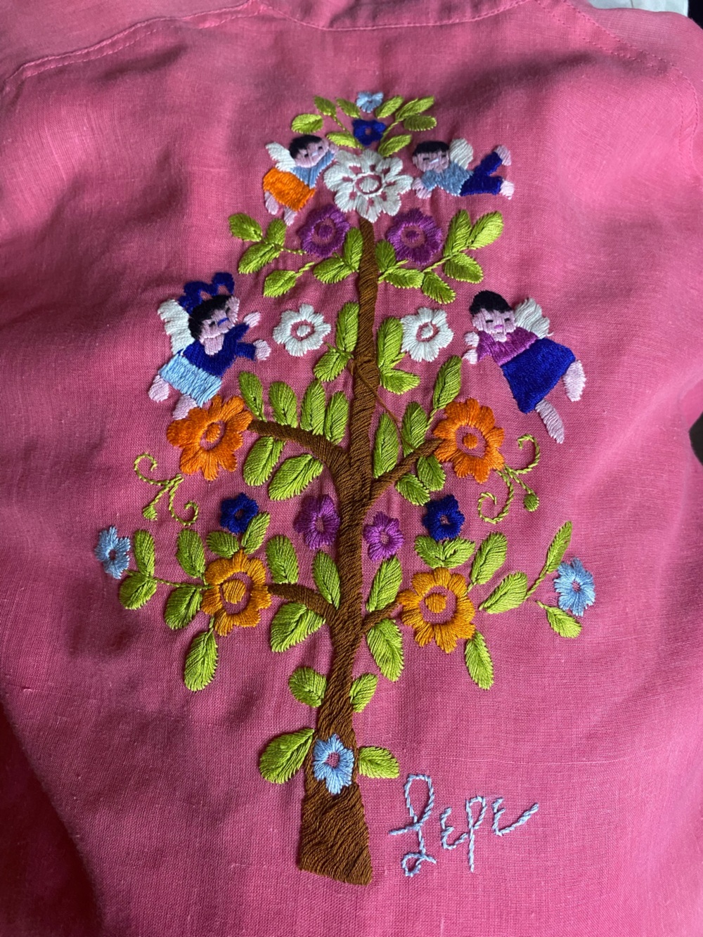 Vintage Lepe & Lupe Embroidered Tree of Life Linen Blend 
Button Up Shirt Sz 14
